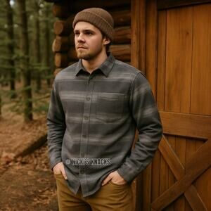 Mens Gray Striped Flannel Shirt Soft Woven Button Down Casual Work Shirt Size S